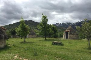 FIN DE SEMAN PEQUES Y MONTAÑA: LOS CHOZOS DE GREDOS (BOHOYO) 7, 8 Y 9 JUNIO